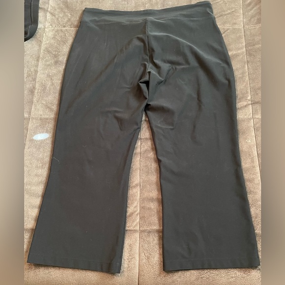 Nike Wide Leg Capri - L - Picture 2 of 4